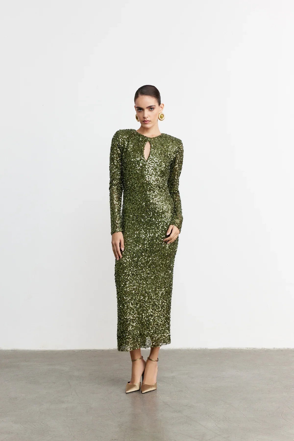 Robe — Olive Éclat Sequin Keyhole — The Loomia