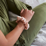 Accessoire pour cheveux — soie Scrunchie