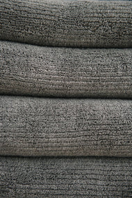 Draps de bain en éponge côtelée