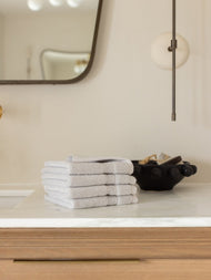 Carrés de toilette — Luxe