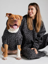 Sweat à capuche pour animal — Minimalist