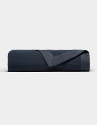 Couverture — Waterfront Grid Matelasse