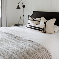 Coussin décoratif — Ruhi tissé main noir et crème