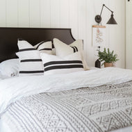 Coussin décoratif — Ruhi tissé main noir et crème