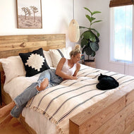 Coussin décoratif — Ruhi tissé main noir et crème