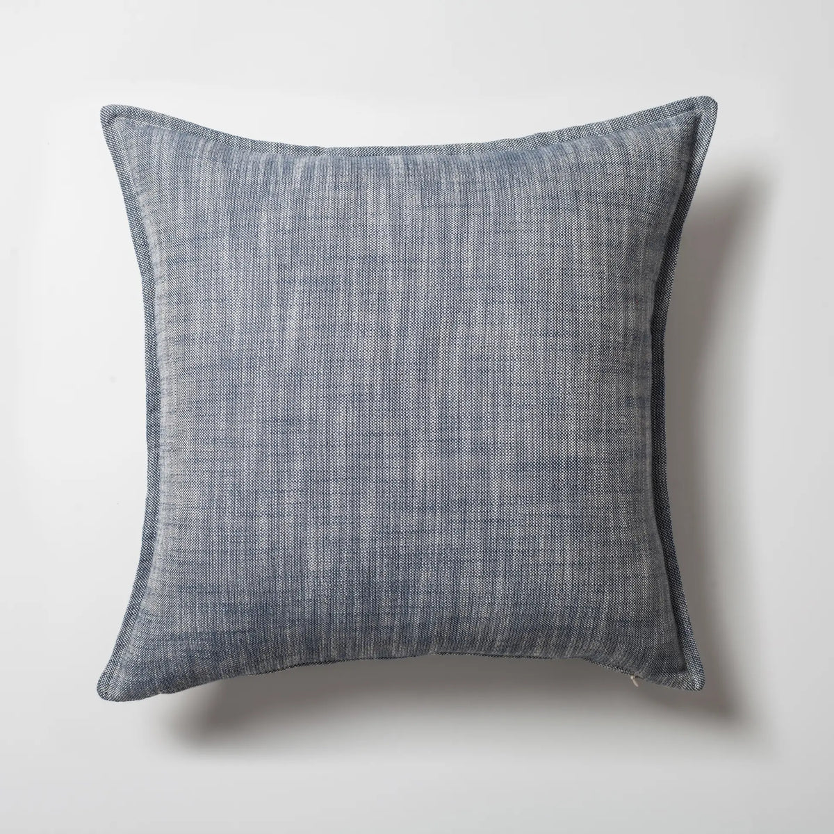 Coussin décoratif — Zeynep lin — The Loomia